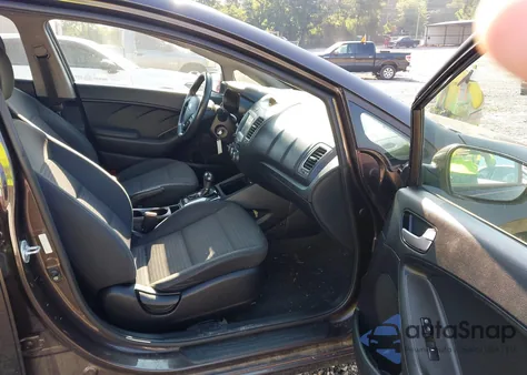 2018 Kia Forte Lx из США, поврежденный, VIN 3KPFL4A75JE192013